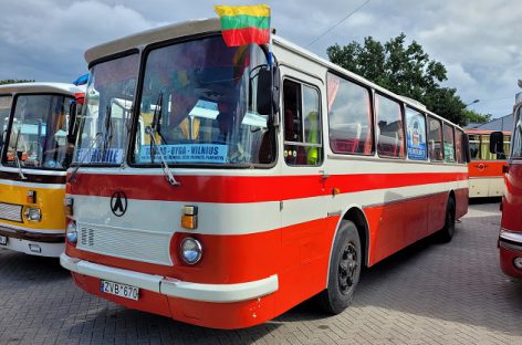 „Baltijos kelias 35“ – ir senieji autobusai