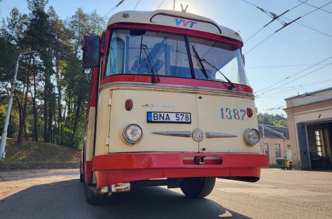 Dieną be automobilio bus galimybė pasivažinėti legendiniu retro troleibusu