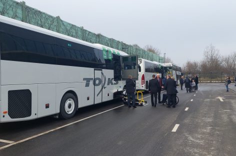 Autobusai žmonėms su individualiais poreikiais pritaikyti – kas vis dar trukdo keliauti?