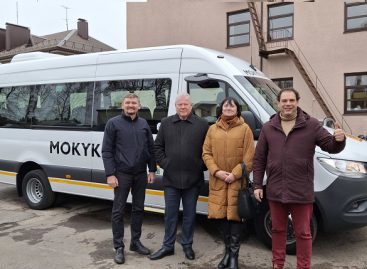 Anykščių rajono savivaldybei – mokyklinis autobusas