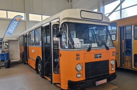 Retro mugėje – ir istoriniai autobusai