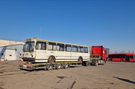 Iš sostinės autobusų parko iškeliavo paskutinis „Mercedes-Benz”