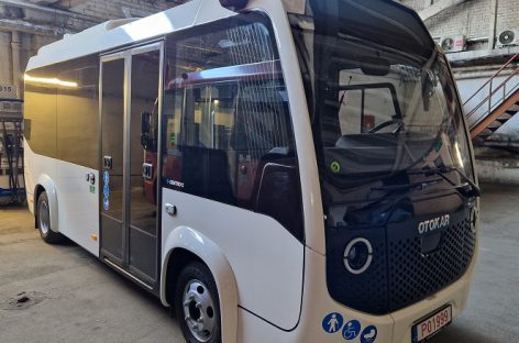 Sostinėje – elektrinis „Otokar”