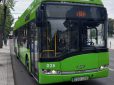 Naujovė Kauno viešajame transporte: atsiskaitymas už bilietą – bekontaktėmis banko kortelėmis ir išmaniaisiais įrenginiais