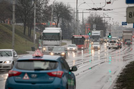 Netrukus prasidės Kareivių gatvės rekonstrukcija – viešajam transportui skirta juosta taps ilgesnė