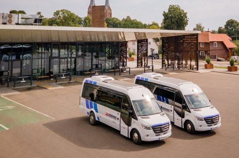 Jurbarke – dar du nauji elektriniai autobusai