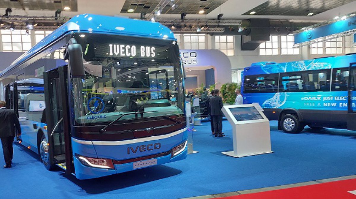 Itališko „Iveco“ pabaiga. grupę nupirko indai