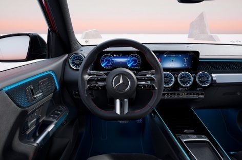 „Mercedes-Benz“ atskleidė, kaip naudos realaus eismo duomenis