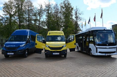 Pakruojyje – trys nauji autobusai