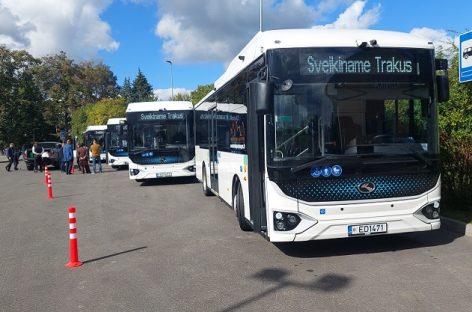 Trakuose įvedamas jungtinis traukinio ir viešojo transporto bilietas