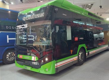 „Rīgas satiksme“ įsigis 120 naujų autobusų, pusė jų – dyzeliniai