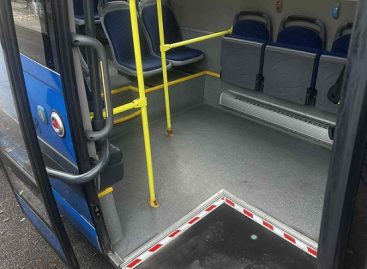 Suteikė galimybę tėvams išbandyti įlipimą į viešąjį transportą su vaikų vežimėliais