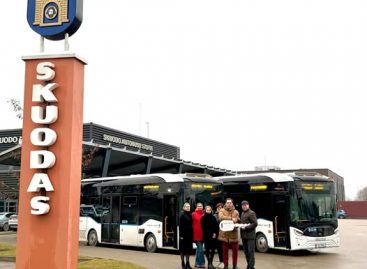 Skuode – du nauji elektriniai autobusai