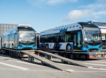 Į Taliną atvyko pirmieji „Škoda“ troleibusai
