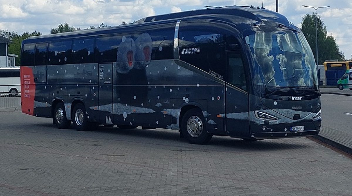 Kaune startuoja „Galerija ant ratų“: meninei patirčiai atgis Šančių autobusų garažo fasadas