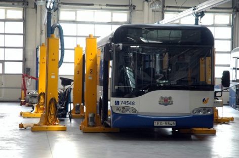 Šią vasarą Rygoje – daugiau naktinių autobusų