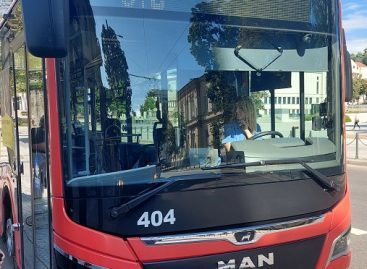 Savaitgalis Kaune: po koncerto – papildomi autobusai, Tėvo dieną – daugiau maršrutų į kapines