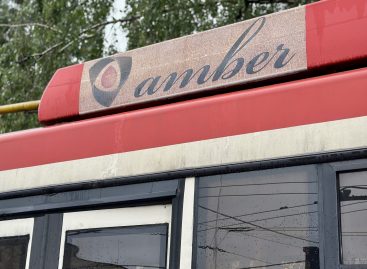 Vilnius perdavė Ukrainai „Amber Vilnis 12 AC” troleibusus