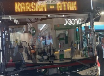 „Karsan“ autonominiai e-ATAK autobusai – pasaulyje garsiame „Efteling“ pramogų parke
