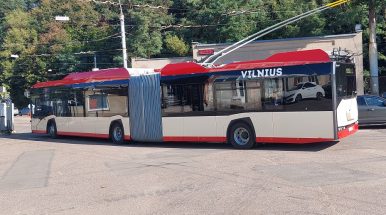 Pirmi naujieji troleibusai į sostinės gatves išvažiuos spalį